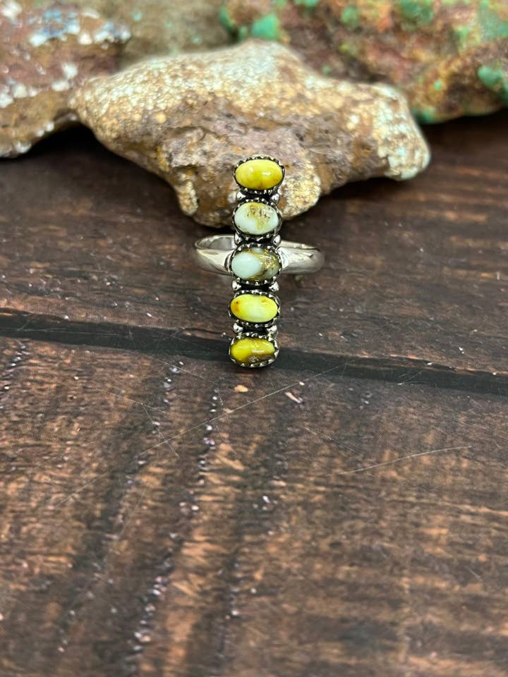 Håndlavet justerbar ring i sterlingsølv med Palomino turkis og signeret Nizhoni for engroshandel hos Nizhonitradersllc