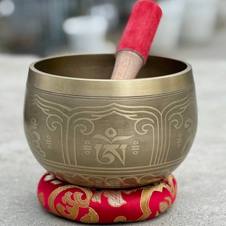 Lungta Imports - Wholesale Meditation Supplies - Tibetan Pro Deep Meditation Om Mani Singing Bowl Complete Set ~ Yoga, Mindfulness, Spiritual & Chakra Healing ~