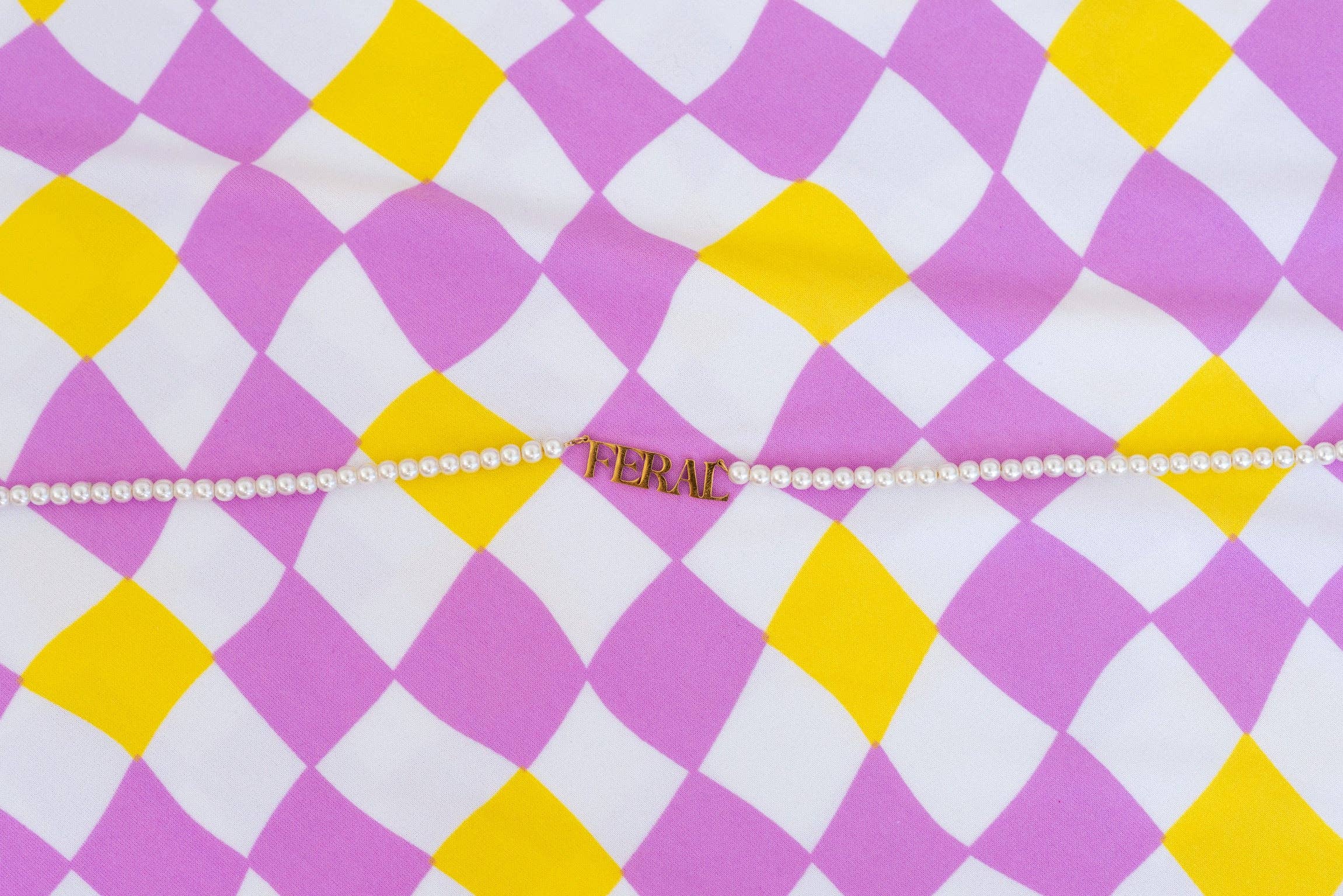 The Peach Fuzz – Colar pingente/pendente por atacado – Colar Feral com Pérolas9