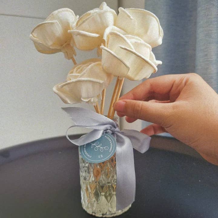 Bloom & Bowery - Wholesale Reed Diffuser - 5 Sola Wood Rose Flowers on Diffuser Reed Stem6