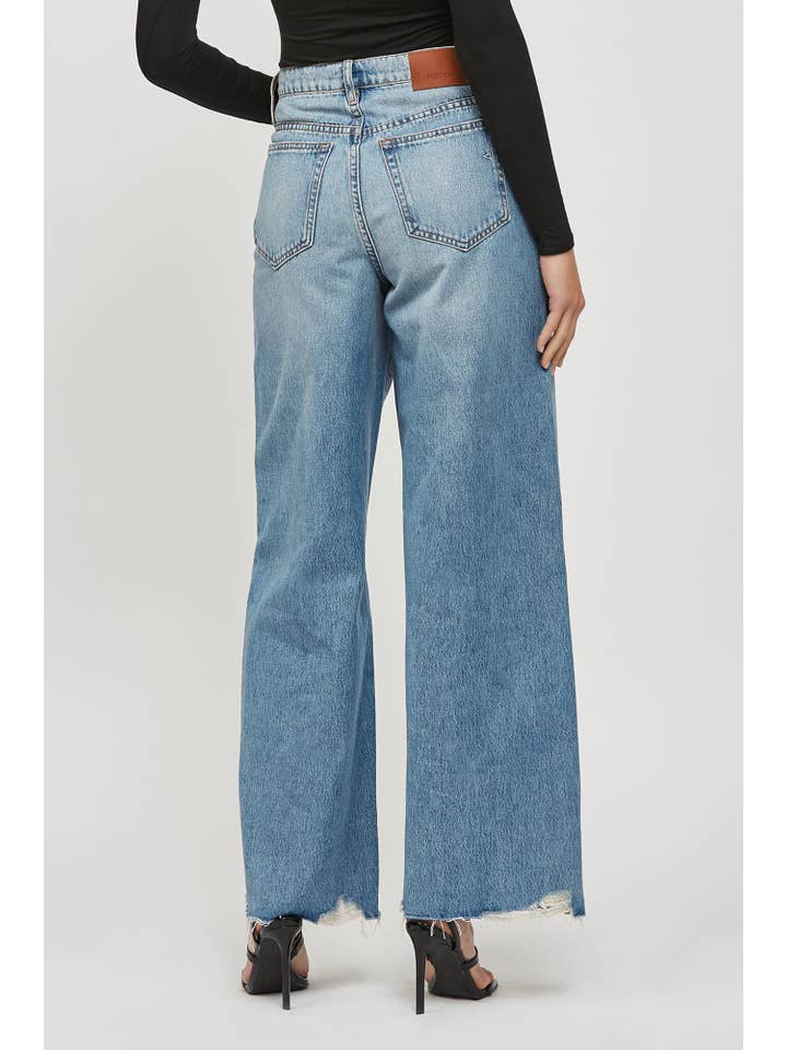 Hidden Jeans - Wholesale Jeans - Women's - Medium Light Hem Grinded Extra Wideleg
