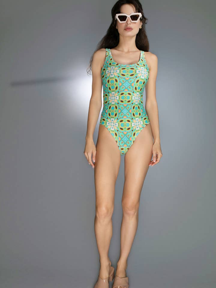 Nuvula - Wholesale One Piece Swimsuit - Women's - Botanical Pattern Psychedelic Stars Agua-bathing Suit