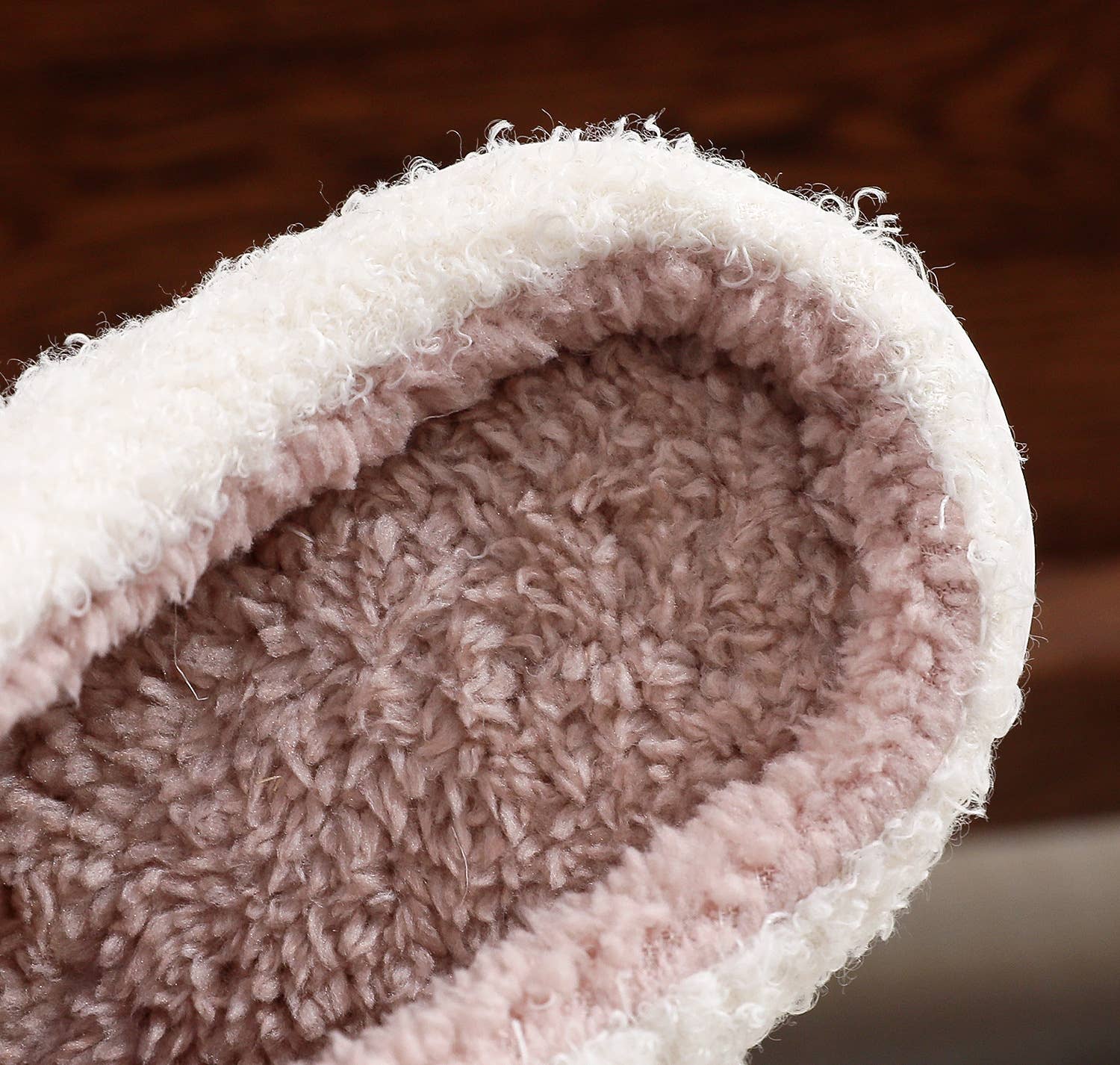 Comely Fashion - Wholesale Slippers - Women's - Halloween Bat Fleece Fluffy Home Slippers6