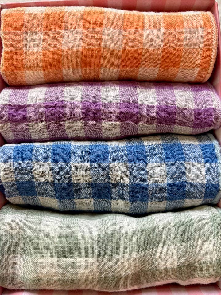 Set of 4 Double Cotton Gauze Napkins – Azure Gingham, violet, clementine, and gray-green – 40x40cm for wholesale by CHARMY