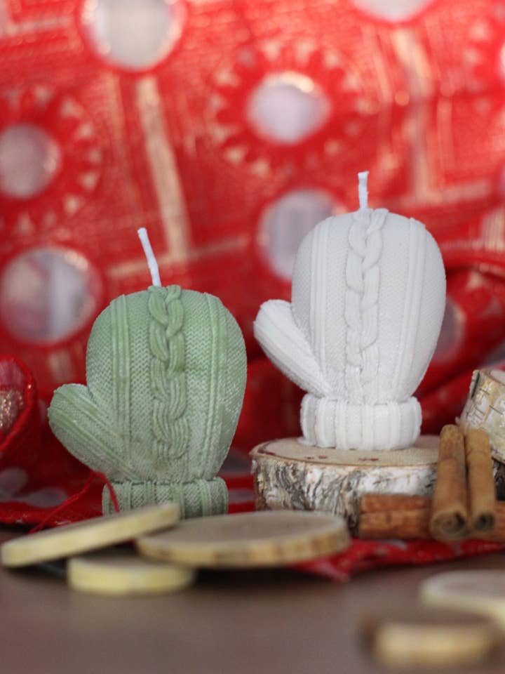 Bougie moufle pour la vente par Meet me at the corner