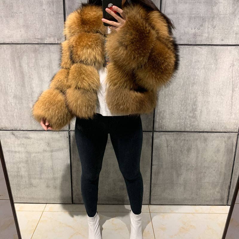 Marayn - Wholesale Fur/Faux Fur Coat - Women's - Luxury Faux Fur Coats Wholesale for Global Market1