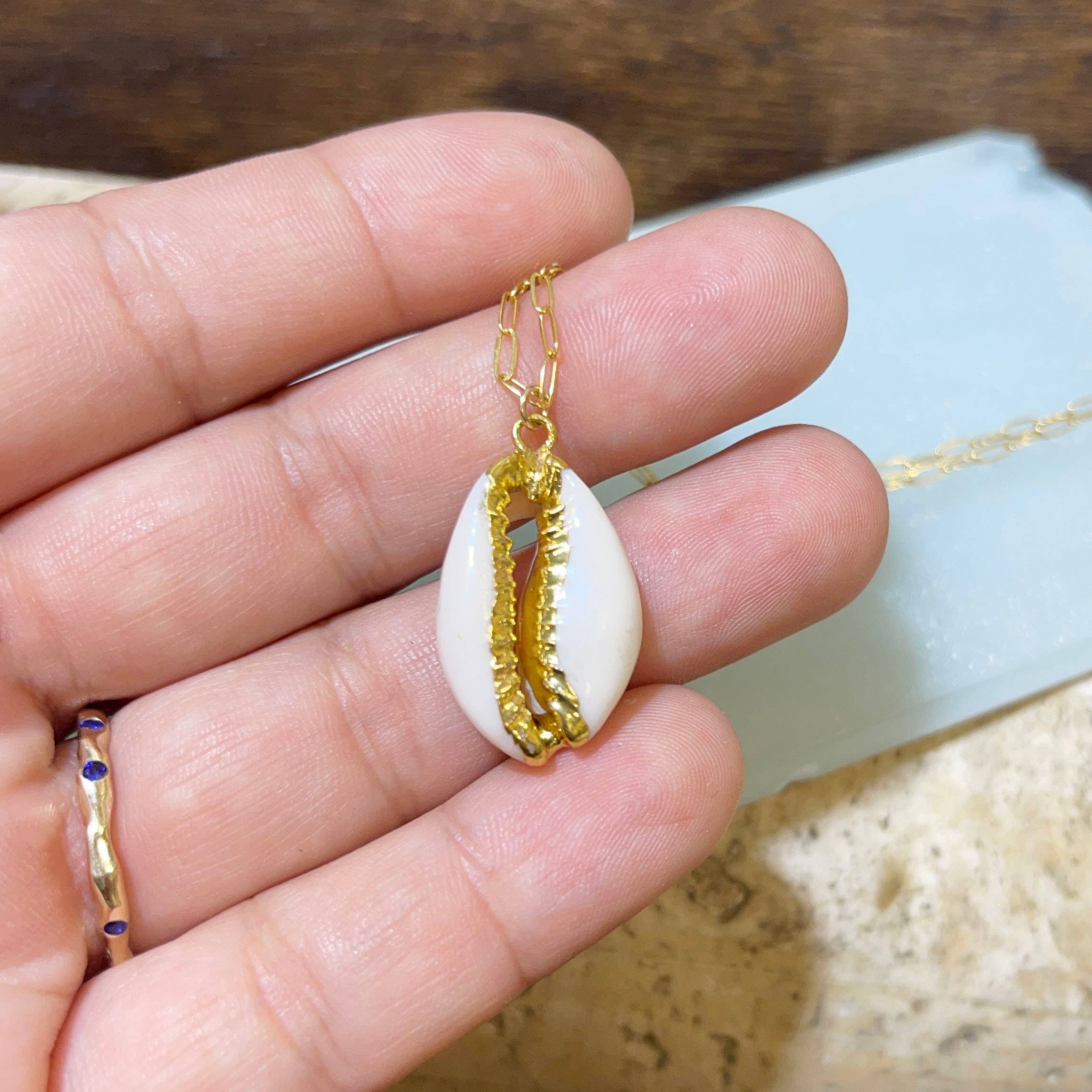 Flotsam & Co. Hawaii - Wholesale Pendant/Charm Necklace - Box Chain Cowry Necklace2