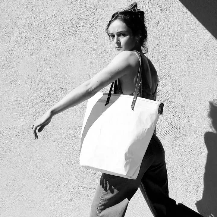 Landfall Leatherworks - Wholesale Tote Bag - Women's - Rhumb Line Sailcloth Tote3