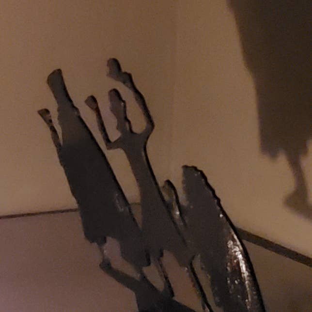 KeaLite Going My Way? Shadow Caster & KeaLite Stand for wholesale by KeaLite