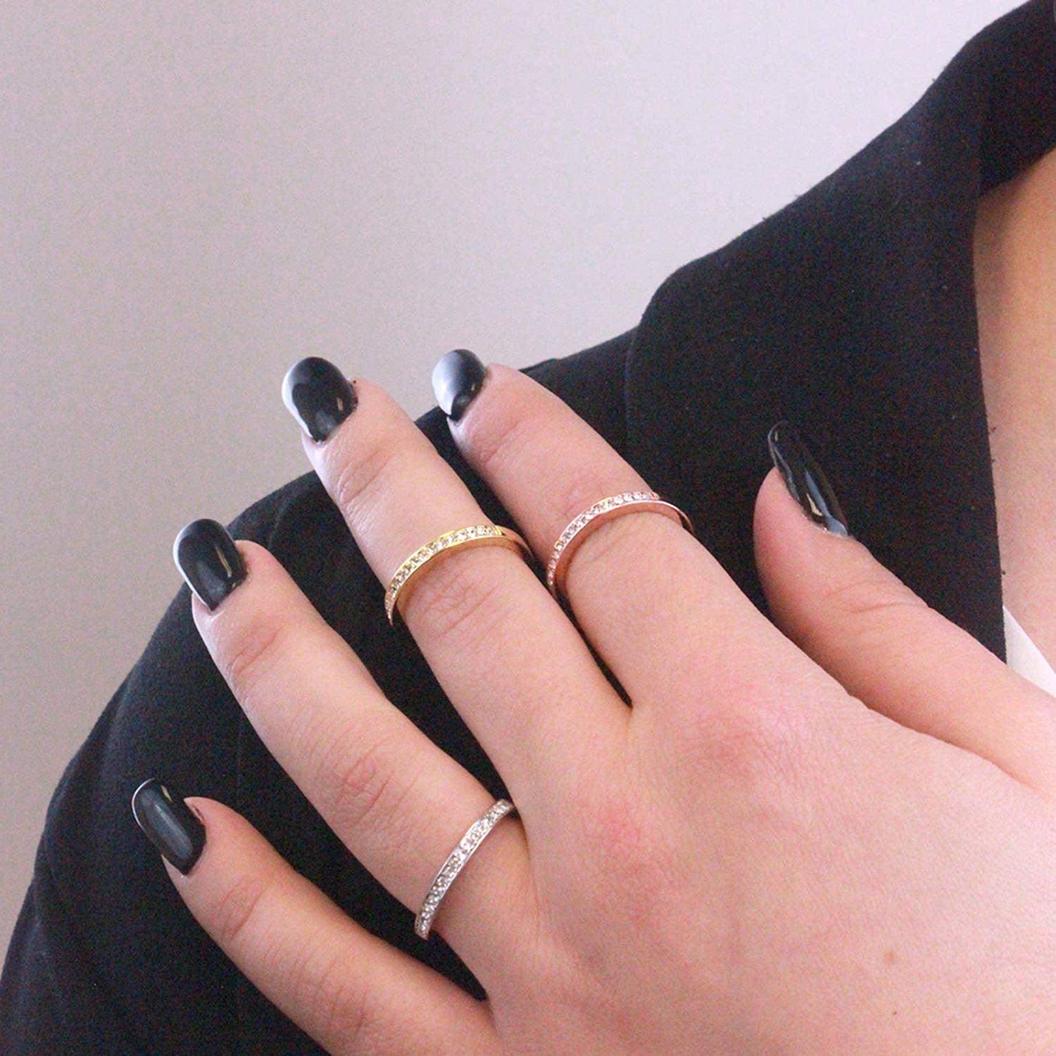 CARALI / MYC Paris – Großhandel Mehrsteinige Ringe – Trinity Ring – Silber, Gold, Roségold und Kristall3