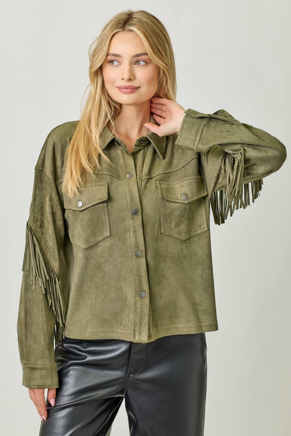 Mystree - Vendita all'ingrosso Giacca a camicia - Donna - 20609 Giacca Camicia in Suede con Dettaglio sul Retro a Frange41