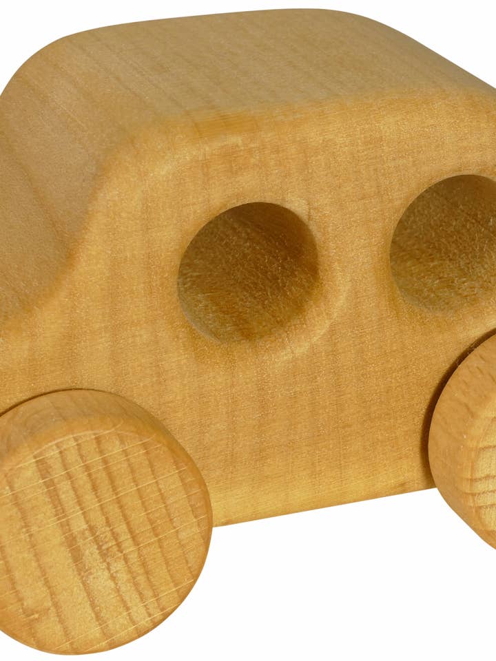 Kleine houten auto - limousine voor wholesale door Sternengasse GmbH