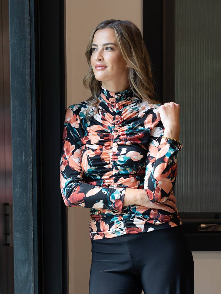 Tryckt rynkad långärmad mock hals för wholesale av 07/2004