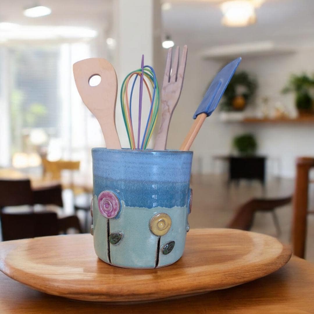 MudWorks Pottery – wholesale Bestickhållare – Blom Pop Redskapshållare0