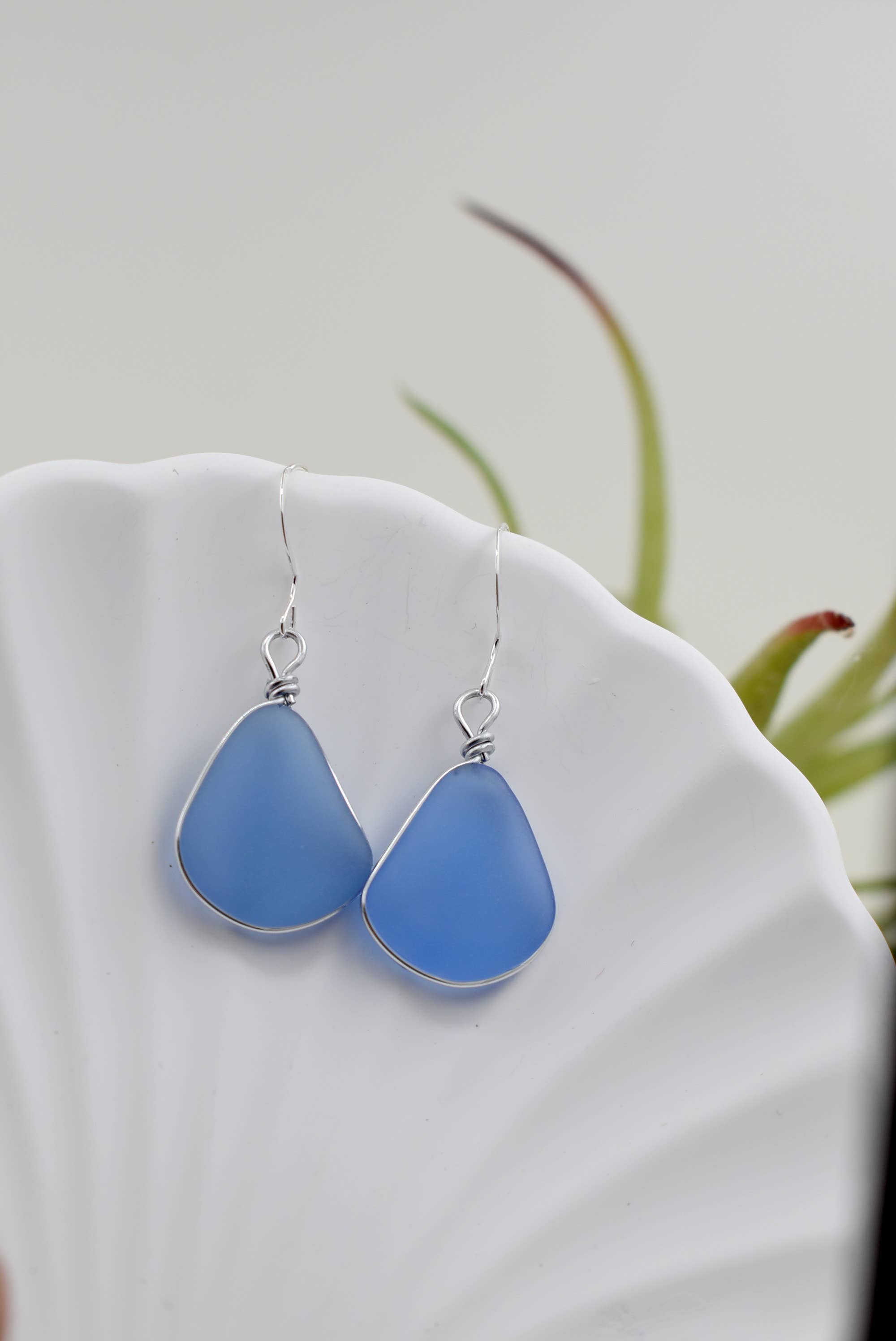 Whitelotus Design - Wholesale Dangle Earrings - Solo Drop Glass Earrings0