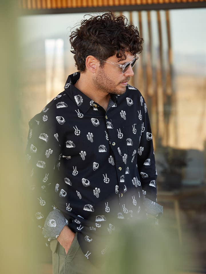 Pyknic – Großhandel Hemd mit Button-down-Kragen – Damen – No Problemo Langärmliges Taco-Kaktus-Avocadohemd mit Knöpfen1