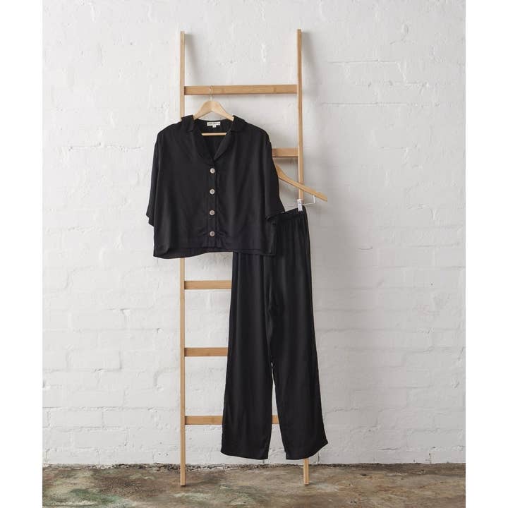 JADE AND MAY - Wholesale Sleepwear Set - Women's - Bamboo Pyjamas - Crop Button Up + Pant Set in Black