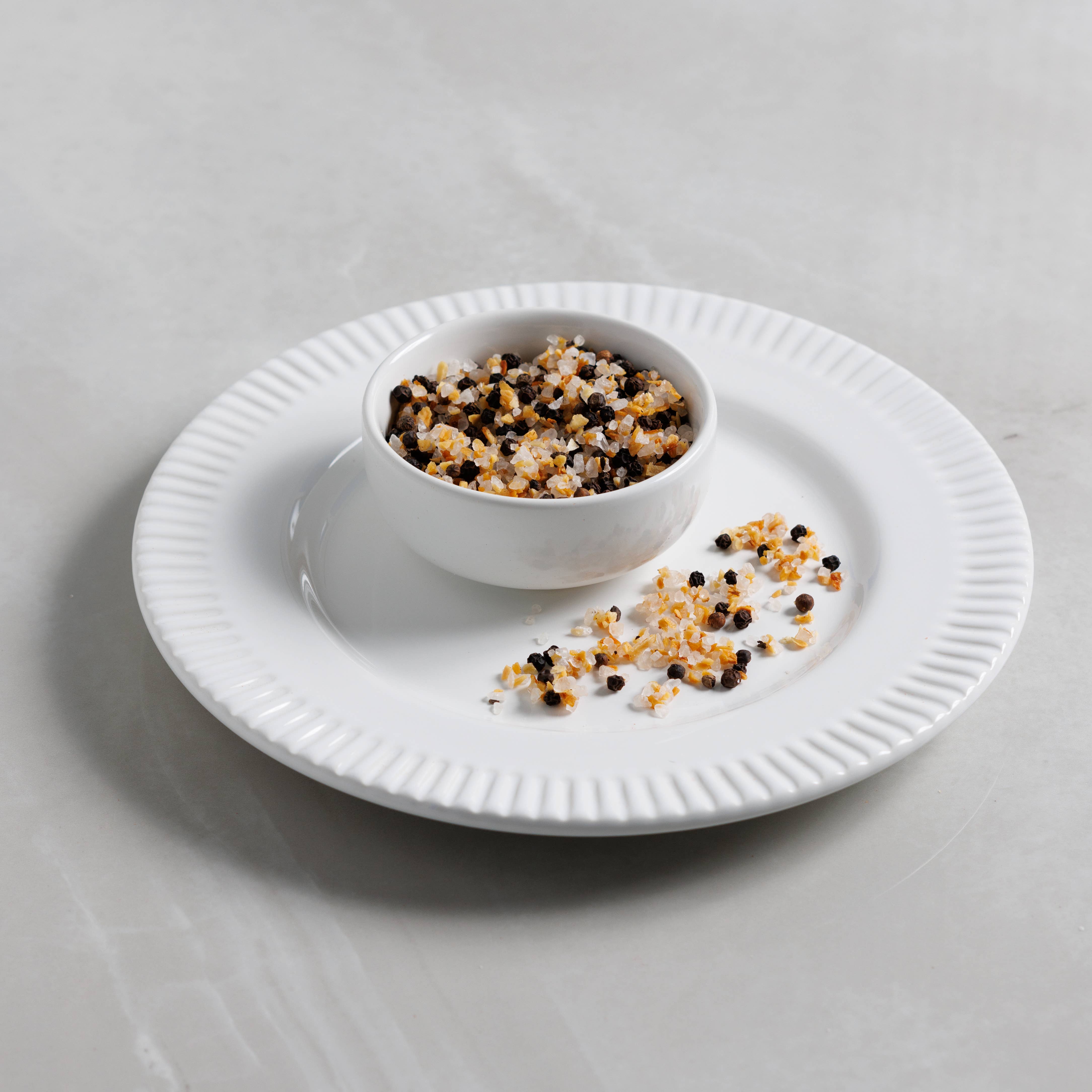 Salt Sisters - Wholesale Salt & Pepper Mix - Grinder Refill Tube - Garlic, Onion, Salt & Pepper Blend-3oz1