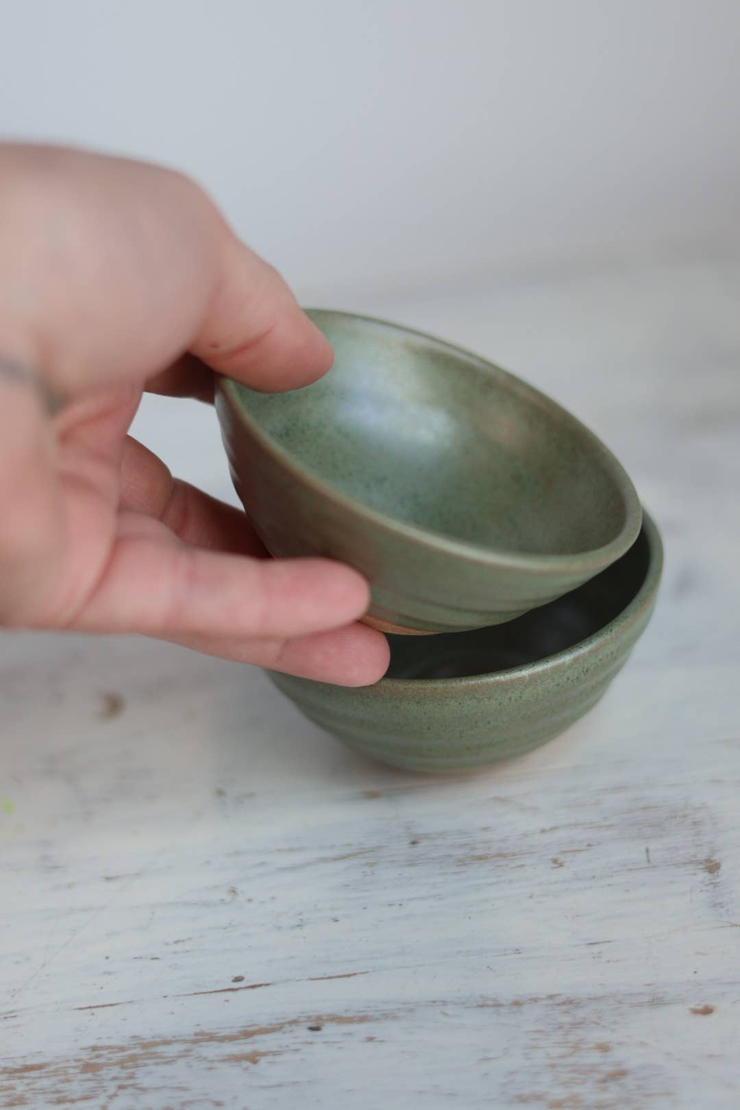 Gravesco Pottery – wholesale Skål – Artist Choice små skålar i 4 färger | Handgjord keramik10