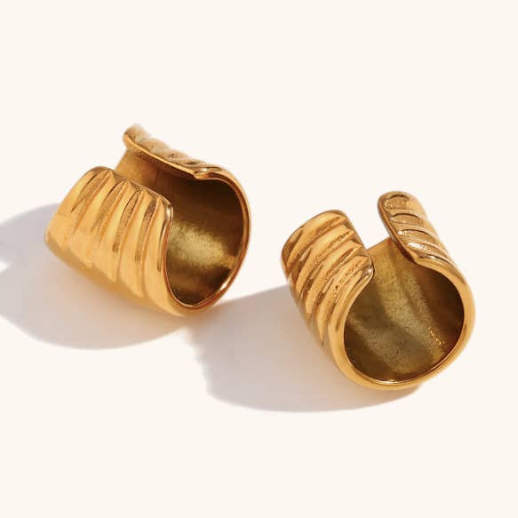 WS-Cuff for wholesale by 3Souls Company