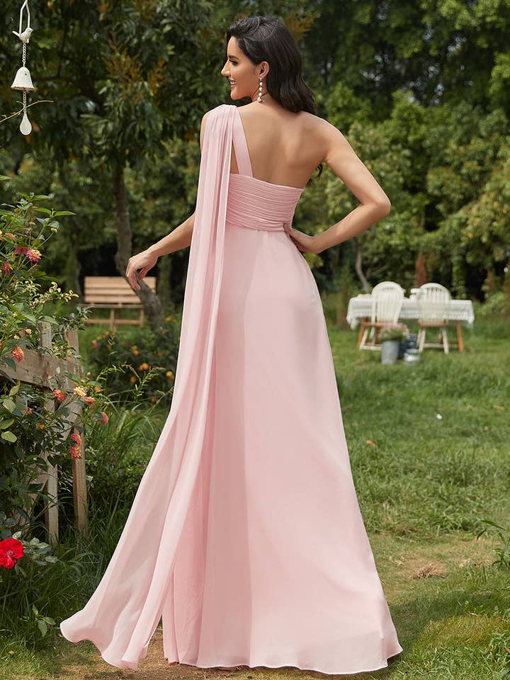 Ever-Pretty - Wholesale Gown – Women's - Elegant Pleated One-Shoulder Bridesmaids Dress44