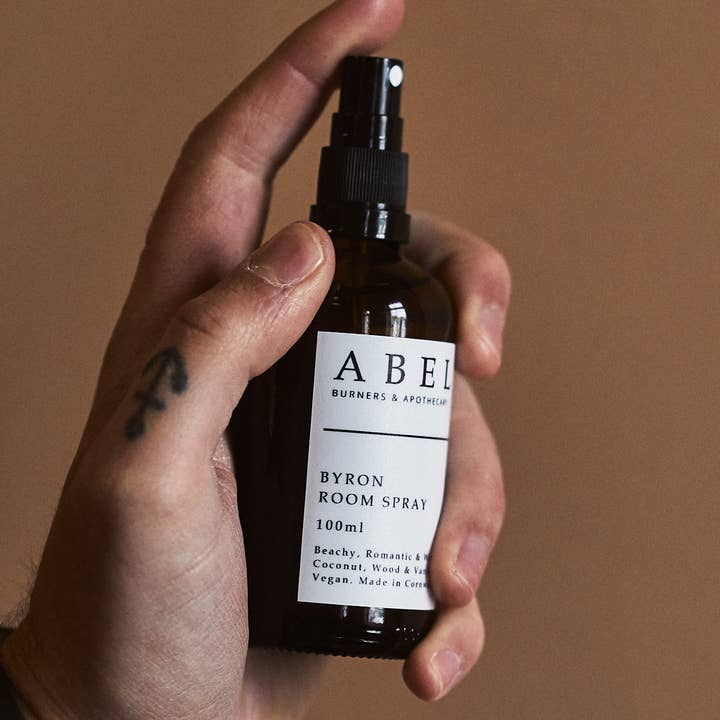 Byron kamerverstuiver 100 ml - kokos, vanille & zonnebrandcrème voor wholesale door Abel Burners