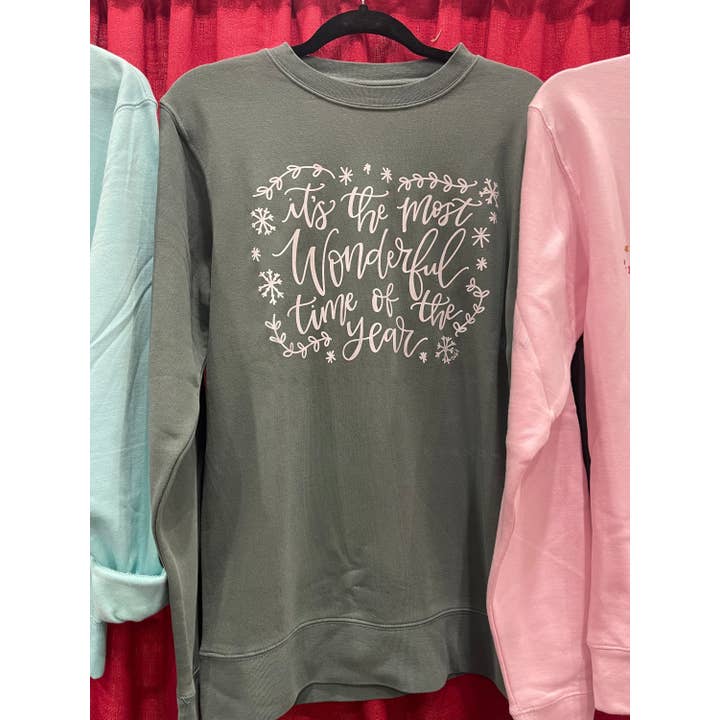 Sudadera con texto en inglés «It's The Most Wonderful Etime of the Year» para venta al por mayor de Doodles By Rebekah