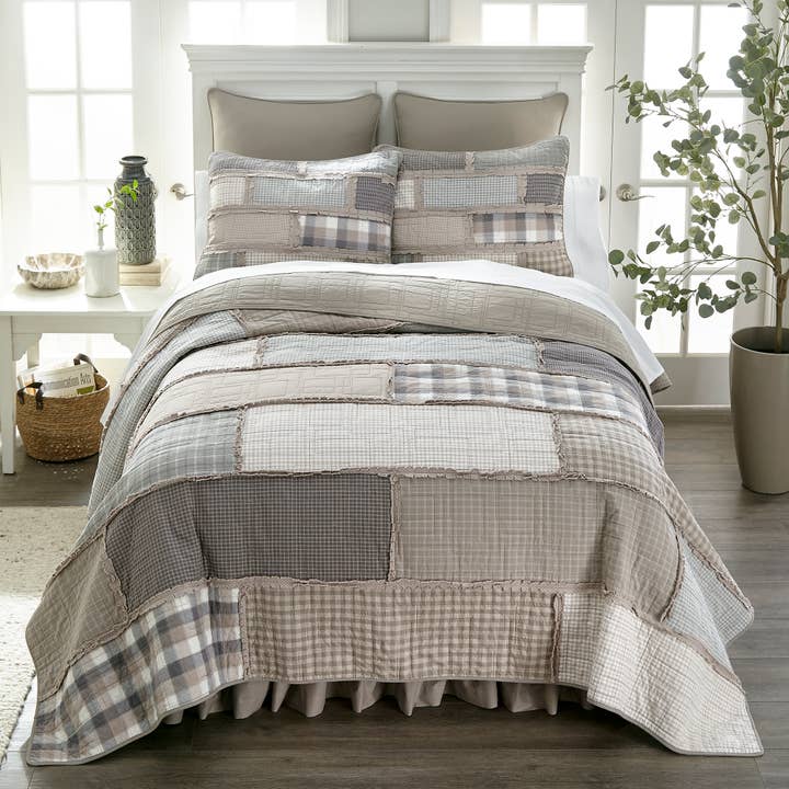 Donna Sharp - Wholesale Quilt - Donna Sharp Smoky Cobblestone Cotton Pieced Quilt Collection1