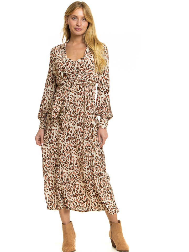 ROBE LONGUE LÉOPARD TAYLA À NOUER SUR LE DEVANT pour la vente par Tolani