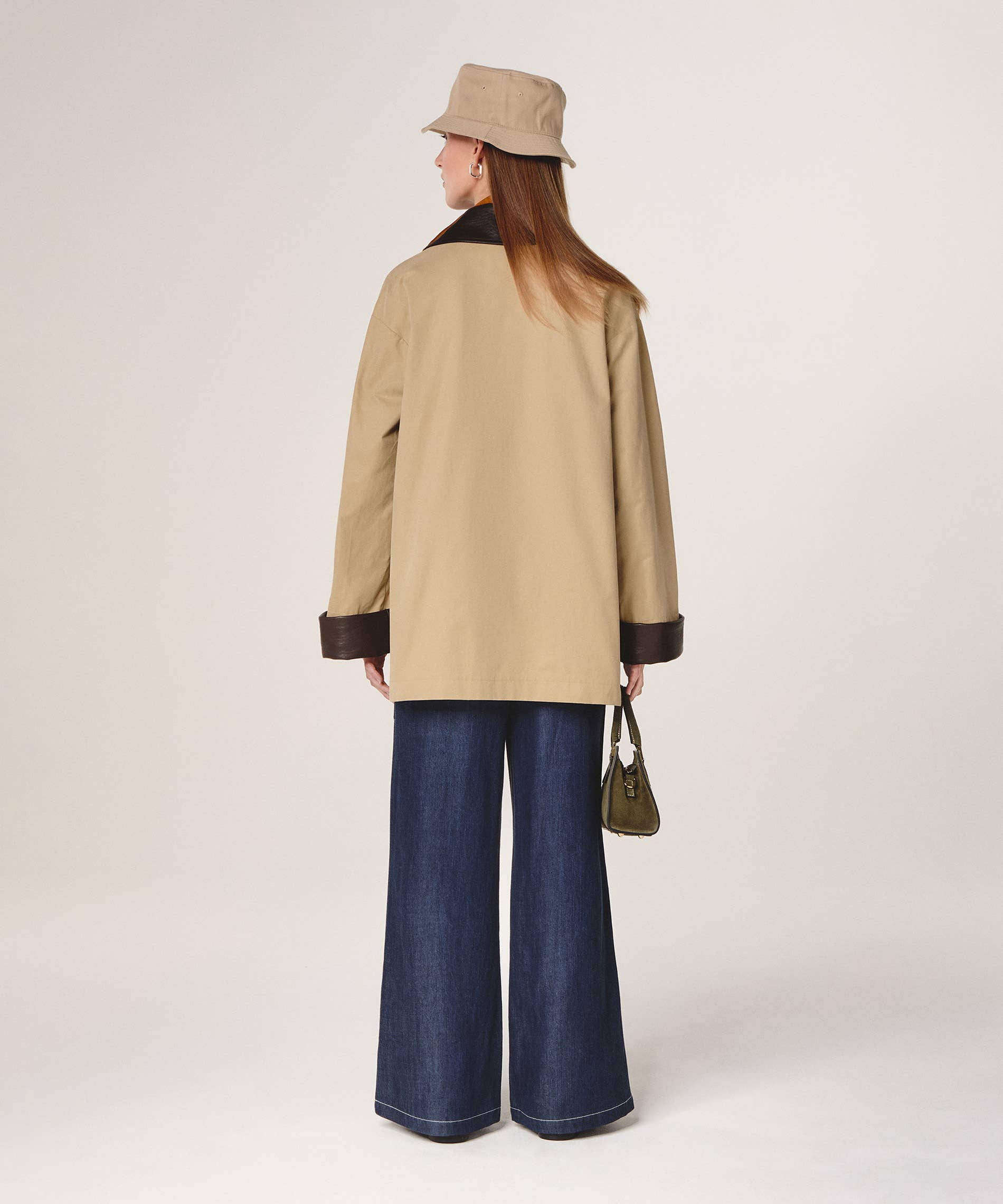 dark beige Hunting jacket for wholesale on Faire3