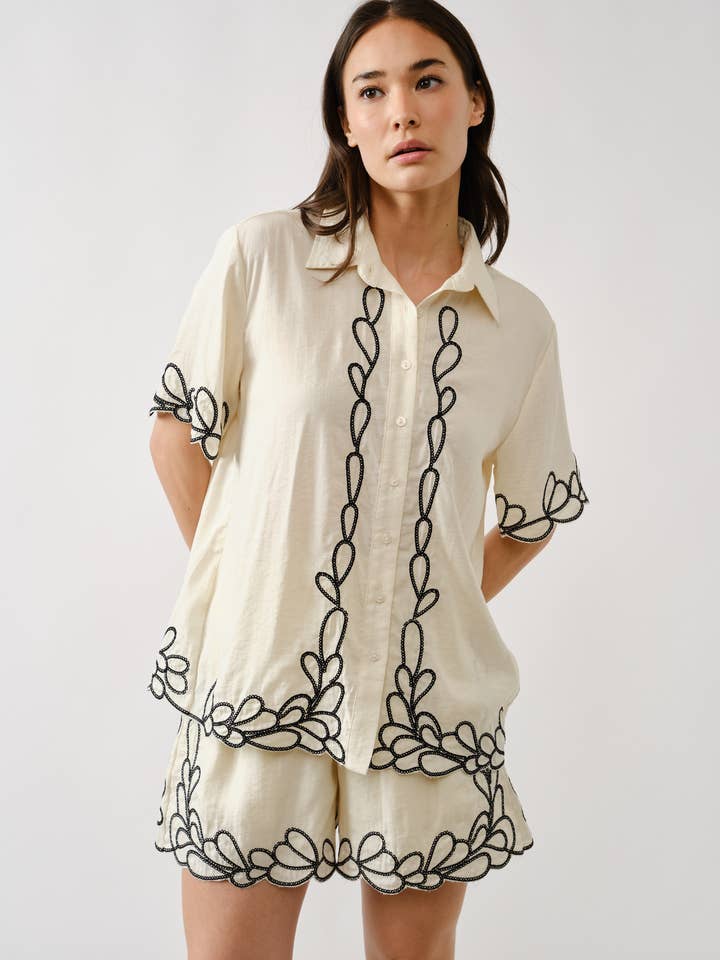 MAT3231 EMBROIDERED HEM BUTTONDOWN SHIRTS for wholesale by Aaron & Amber