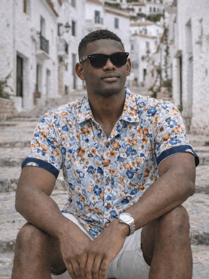 Short-sleeved shirt with striped floral print for wholesale by Yellow Skin