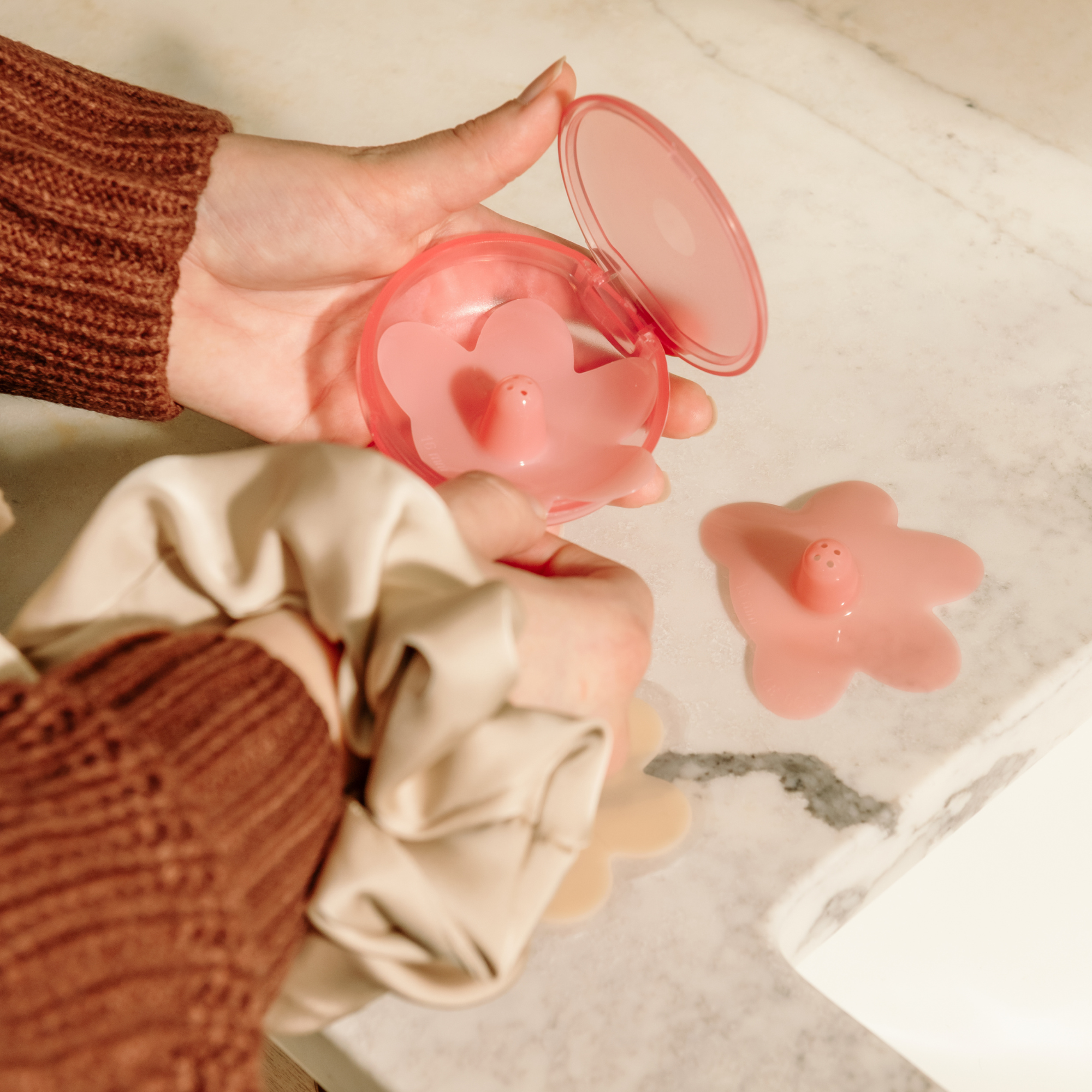 Le Lolo – Top de amamentação - Maternidade por atacado – Conjunto de Protetores de Mamilo, 3 tamanhos em 1 | Amamentação, Nova Mãe10