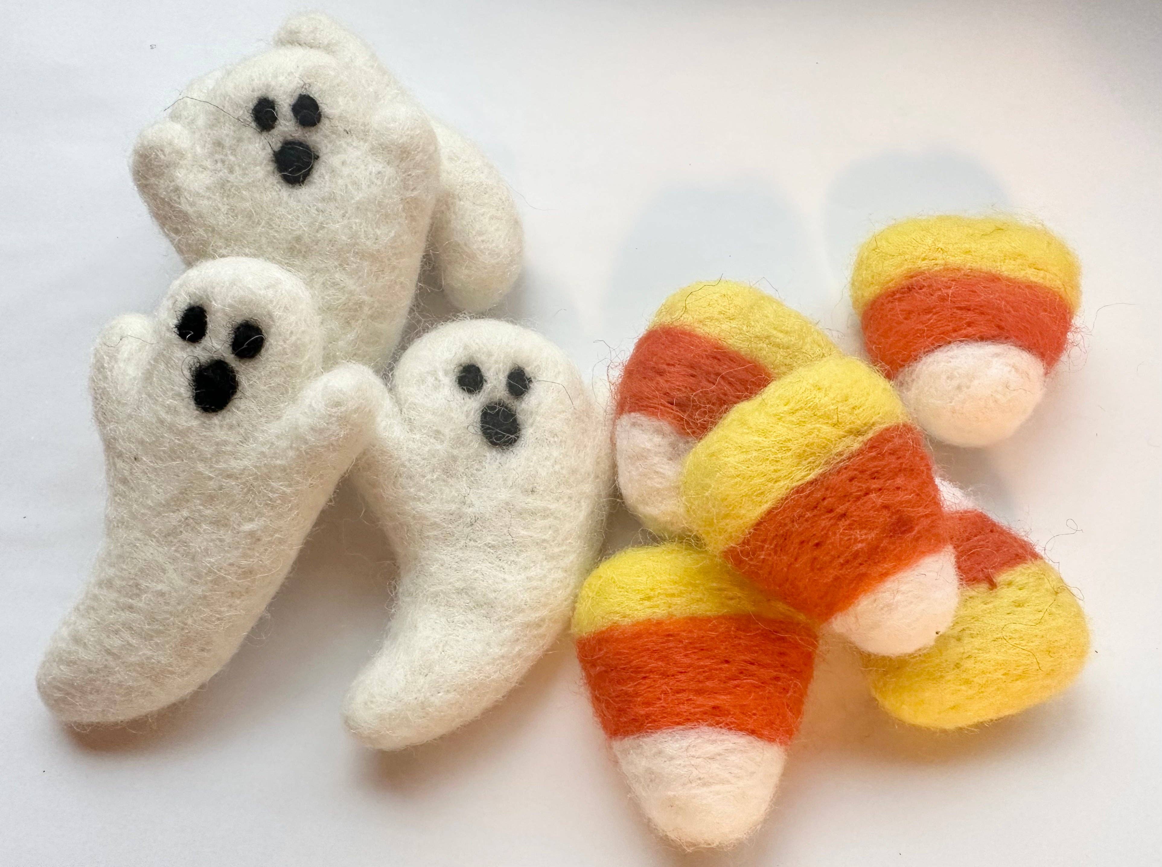 Wool Jamboree - Wholesale Pet Toy - Cat - Felt Candy Corn or Ghost Toy