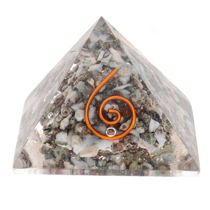 Pyramide Larimar en orgonite en résine avec spirale 3x3cm pour la vente par Vives de la Cortada S.L