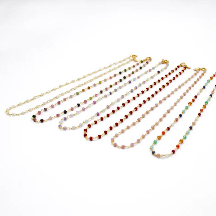 Lot de 6 colliers perles - CAROLE CHAUD pour la vente par L'Atelier des Dames