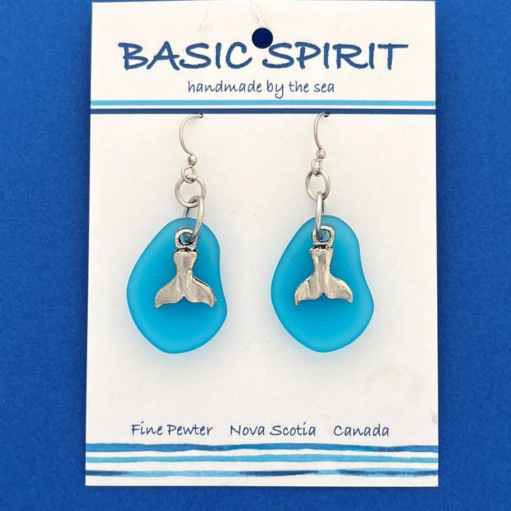 Orecchini in cristallo con coda di balena per la vendita all'ingrosso da parte di Basic Spirit