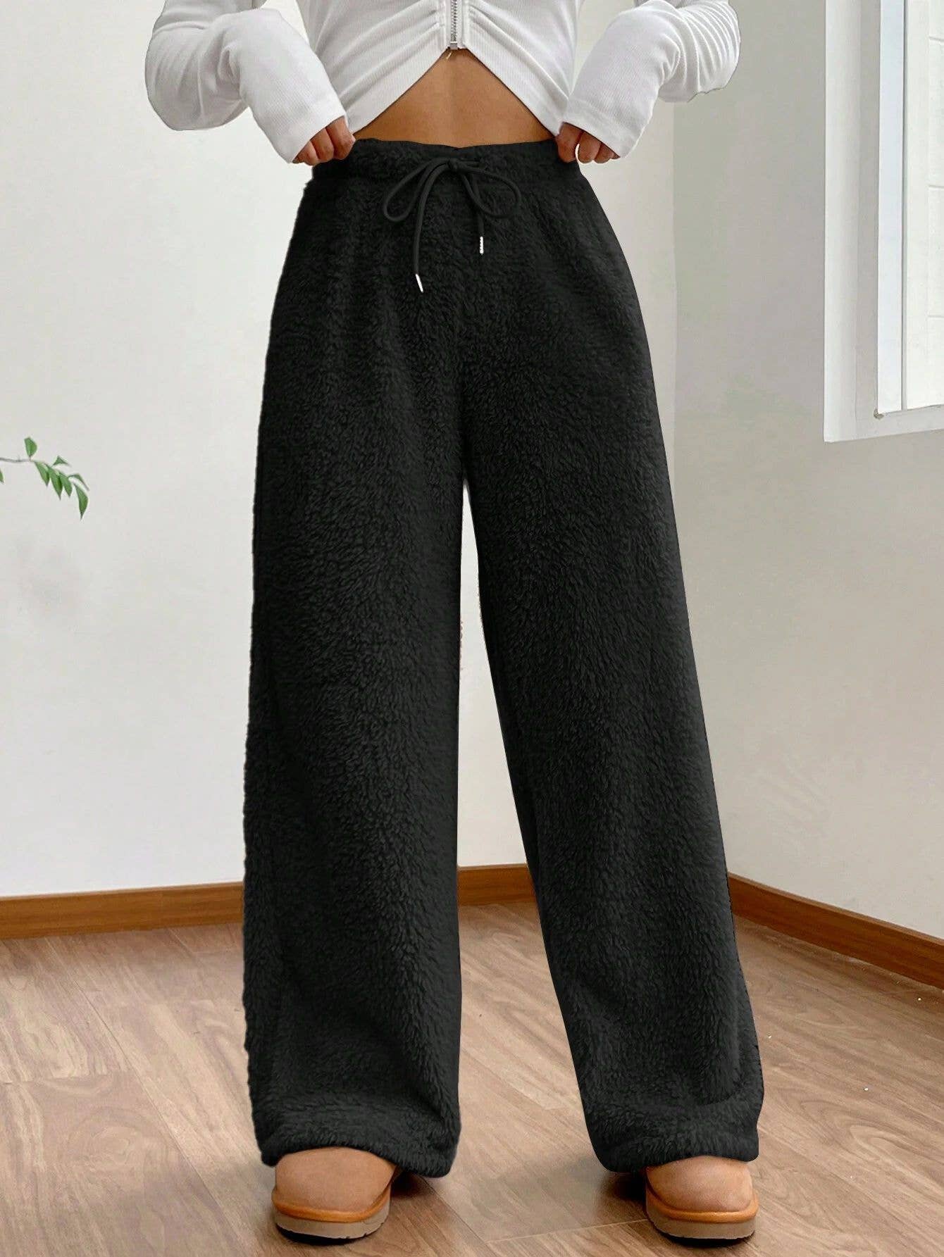 Lily Clothing - Wholesale Pants - Women's - Solid-color fashionable plush fleece pants4