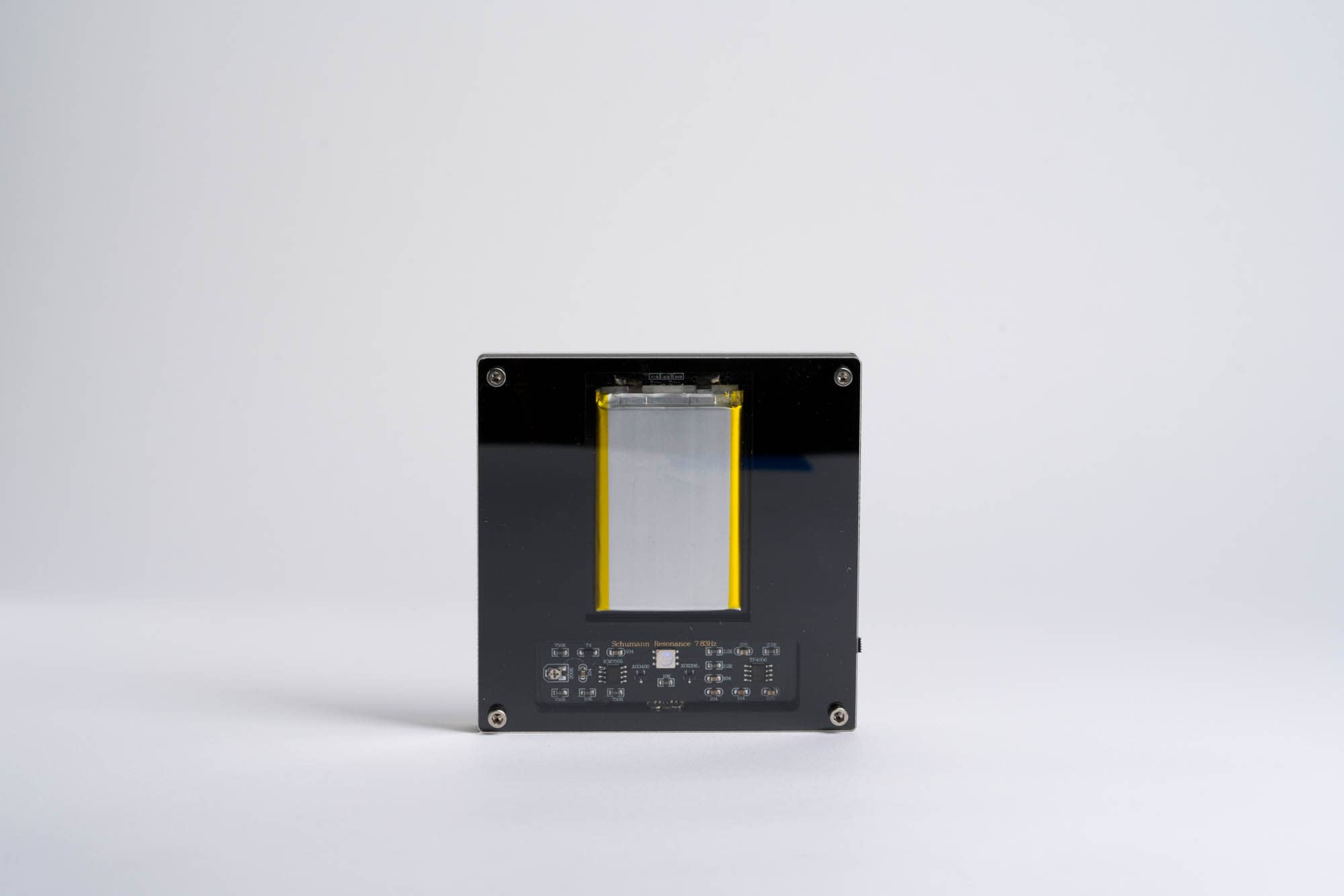 Inanna Healing – wholesale Meditation supplies – Gaia’s Pulse Frequency Generator | 7.83 Hz Schumann Resonance for Grounding & EMF Protection9