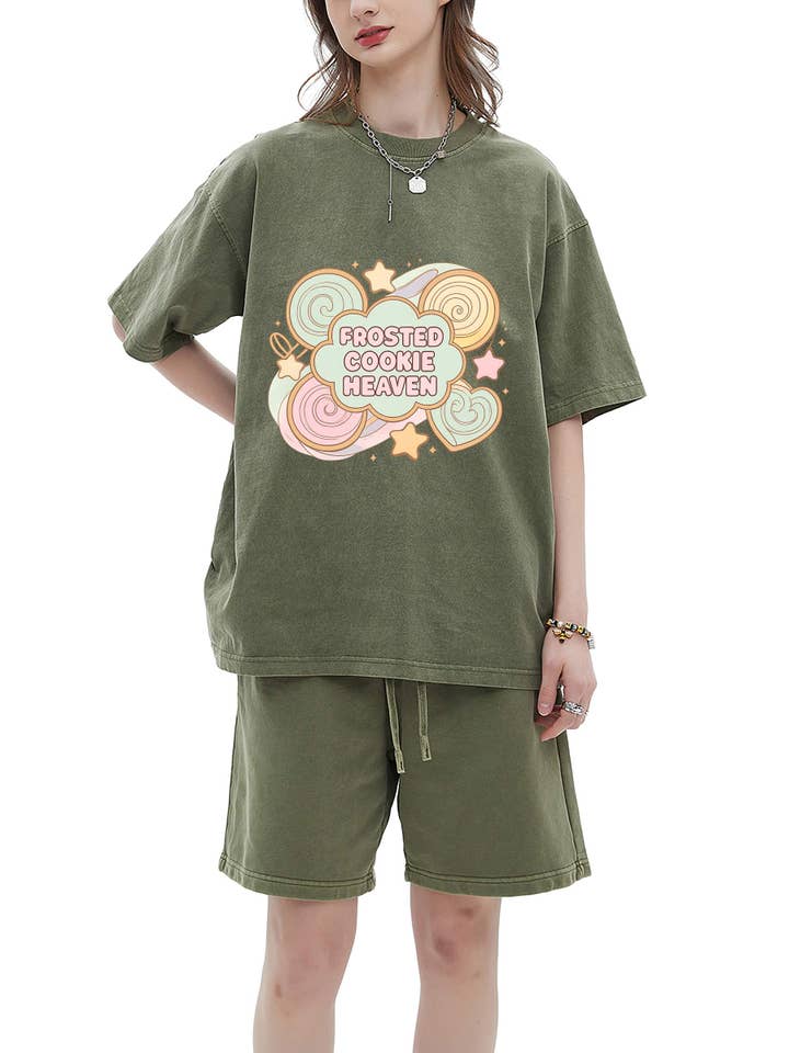 Queen Fashion - Wholesale T-shirt (graphic) – unisex - retro cookie art t-shirt – DTG Printed Tee2