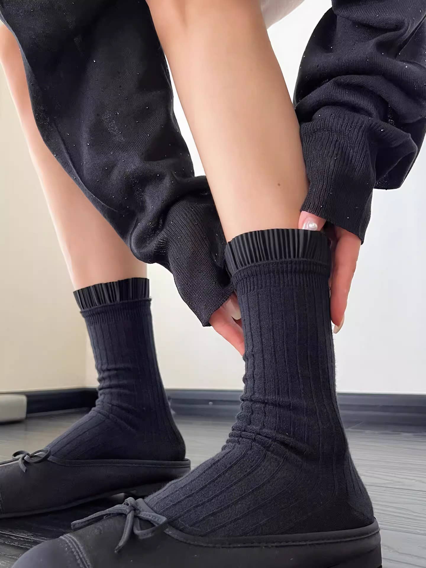 LadyJuneAccessories - Wholesale Socks - Women's - Classic Sport Crew Socks – Everyday Retro Style Must-Have0