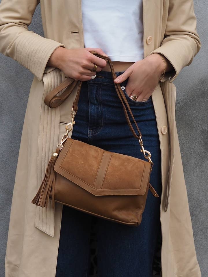 Cosette Crossbody | Tan for wholesale by Cadelle Leather