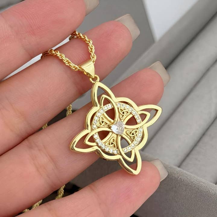 Wild & Free - Wholesale Pendant/Charm Necklace - Witch's Knot Amulet Necklace, Witch's Knot Necklace, Copper2