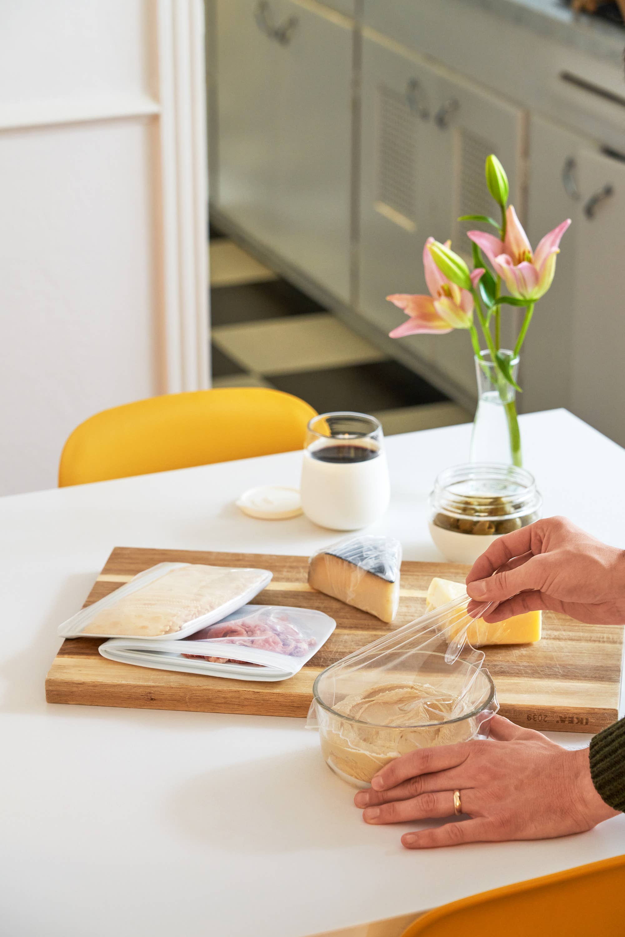 W&P – Großhandel Verpackung/Beutel zur Aufbewahrung von Lebensmitteln – Wiederverwendbare Silikon-Stretchfolie — Set mit 3 verschiedenen Größen9