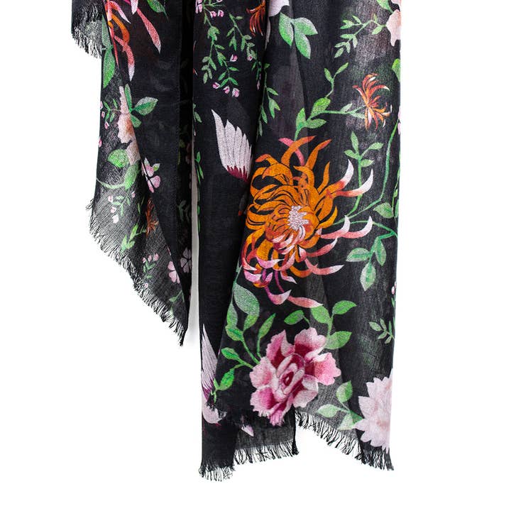 Peonia Pashmina Negro for wholesale by Florentina Fischer