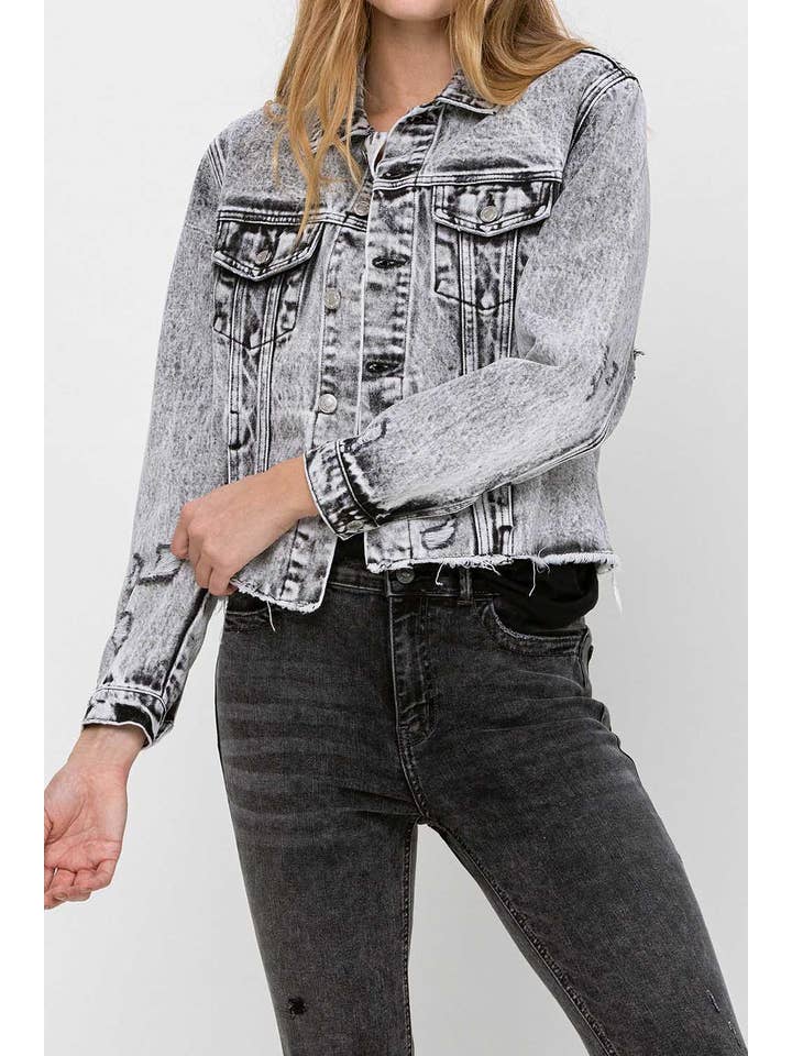 SCALA GIACCA IN DENIM CORTA CLASSICA INVECCHIATA VT1156 in vendita all'ingrosso su Faire5