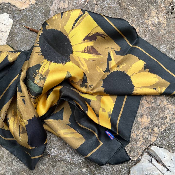 RUMI - Wholesale Scarf - Unisex - Gloriosa Daisy Luxury Silk Scarf2