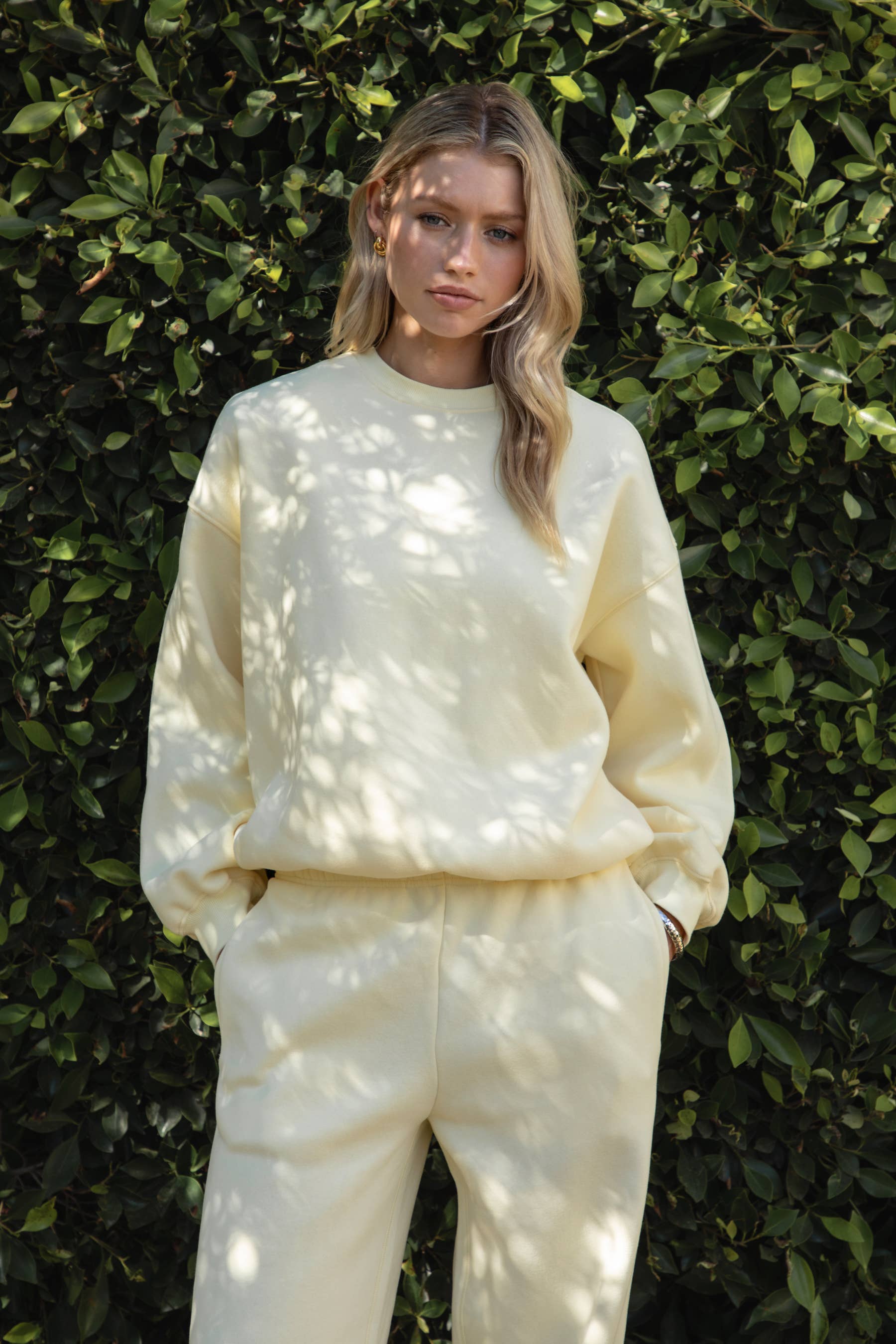 TICTOC - Wholesale Sweatshirt - Women's - VARSITY Plush Fleece Crew Neck Lounge Pullover Sweatshirt32