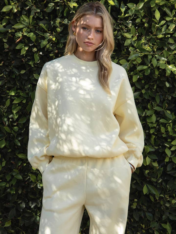 TICTOC - Wholesale Sweatshirt - Women's - VARSITY Plush Fleece Crew Neck Lounge Pullover Sweatshirt34