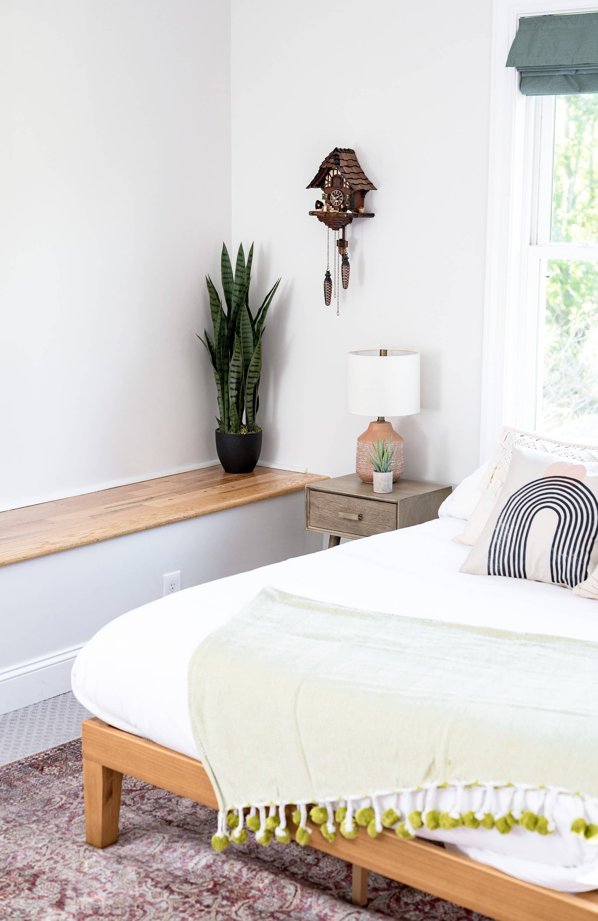 Hermle - Wholesale Wall Clock - BAIERSDORF Cuckoo Clock With Melodies and Bear Figurines2